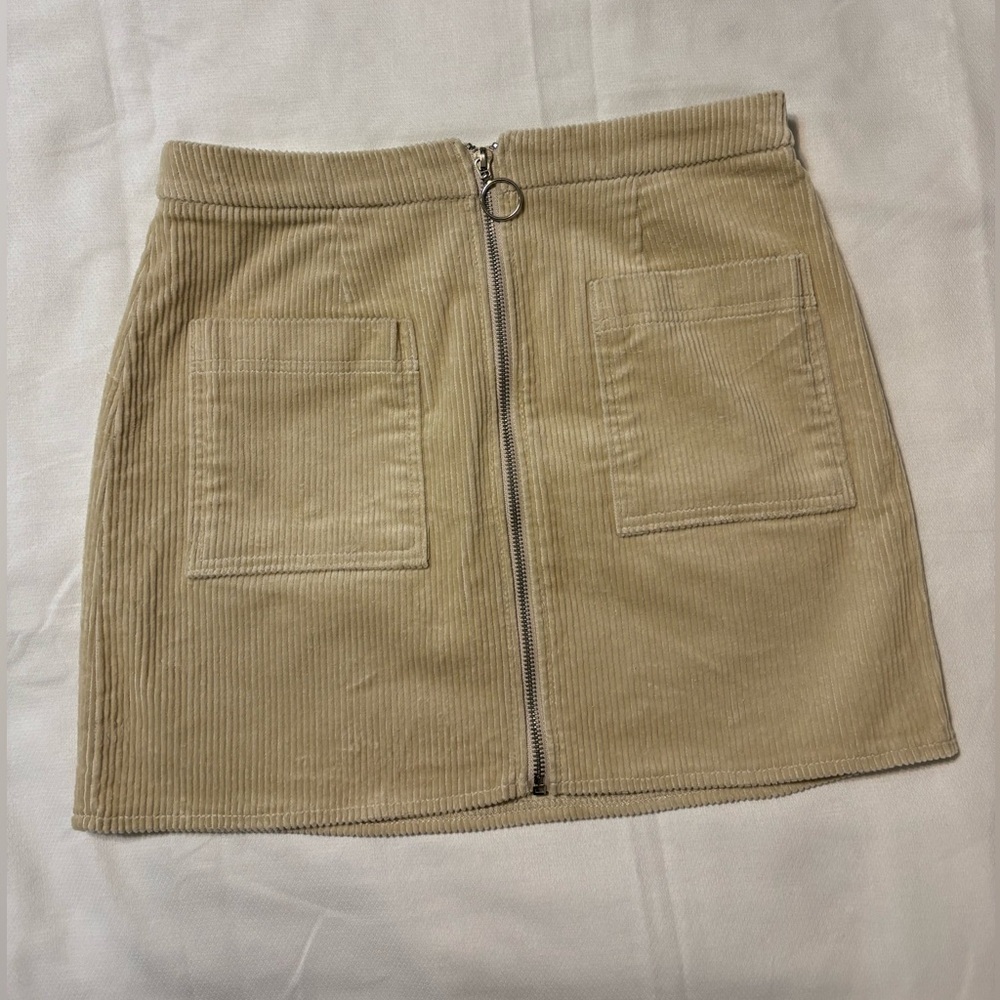 Beige Corduroy Full front Zip Mini Skirt O Ring Zipper and Pockets. Forever 21